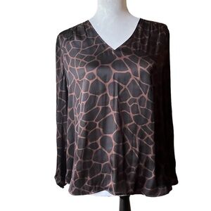 Banana Republic Animal Print Long Sleeve V-neck  Blouse - Petite Large